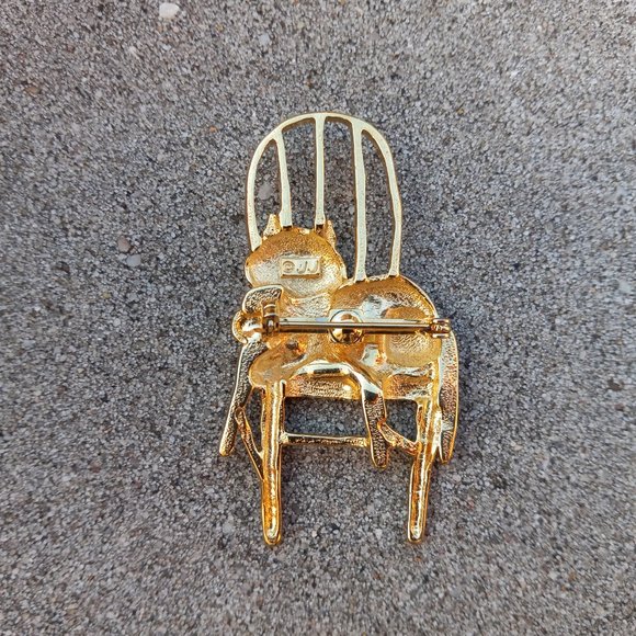 Jonette Jewelry "JJ" BROOCH Gold Cheshire Cat in Chair - Picture 10 of 14
